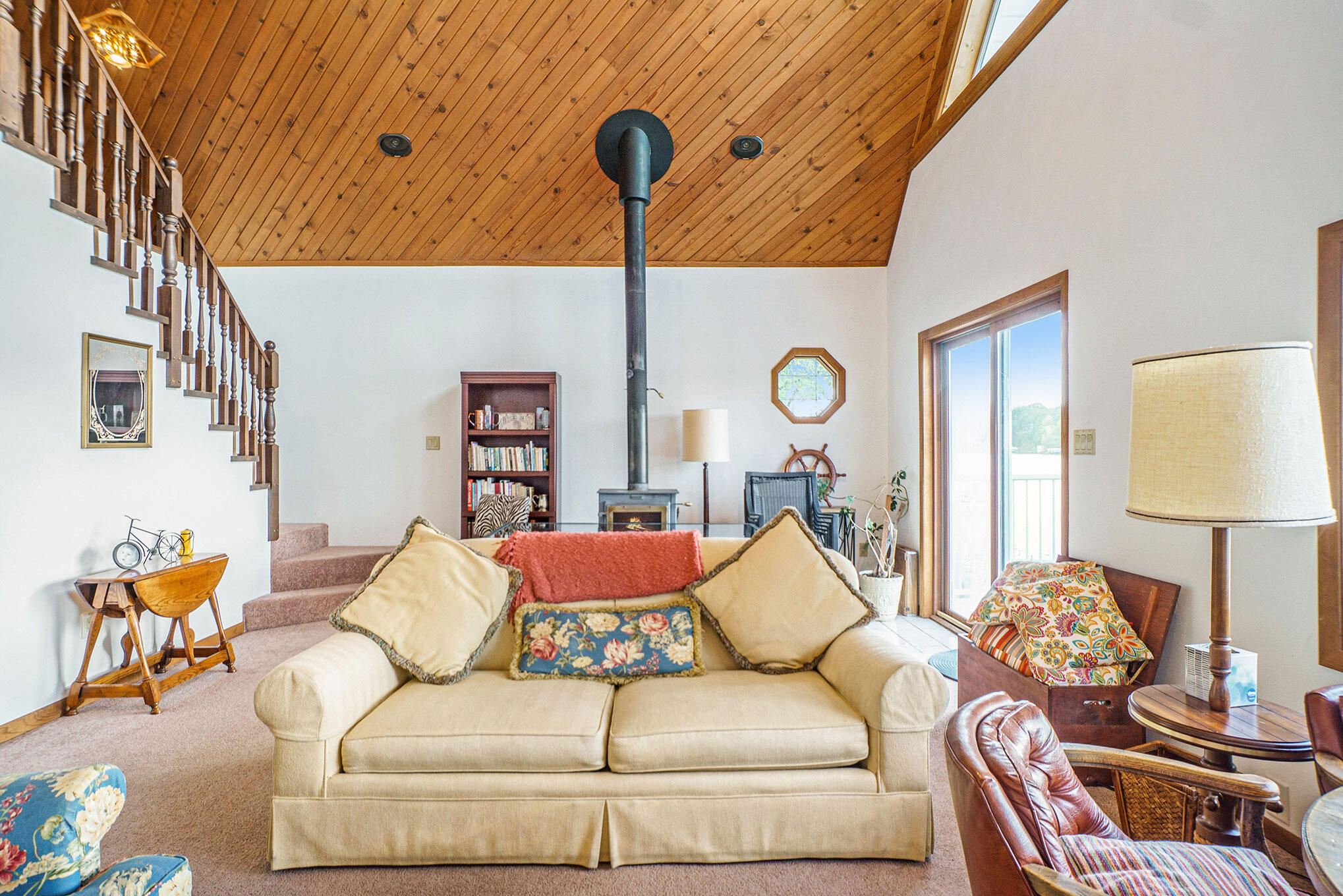 Three Rivers, Michigan 49093, United States, 1 Bedroom Bedrooms, ,2 BathroomsBathrooms,Residential,Active,194333