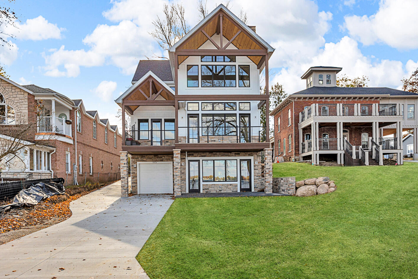 Manitou Beach, Michigan, 49253, United States, 5 Bedrooms Bedrooms, ,4 BathroomsBathrooms,Residential,Active,1989794