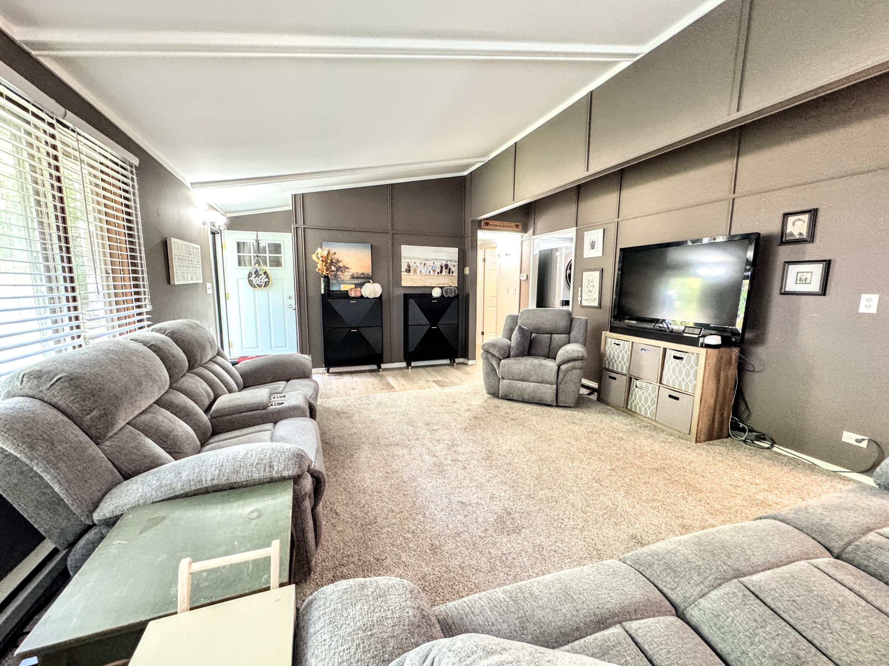 12165 Chinook Drive