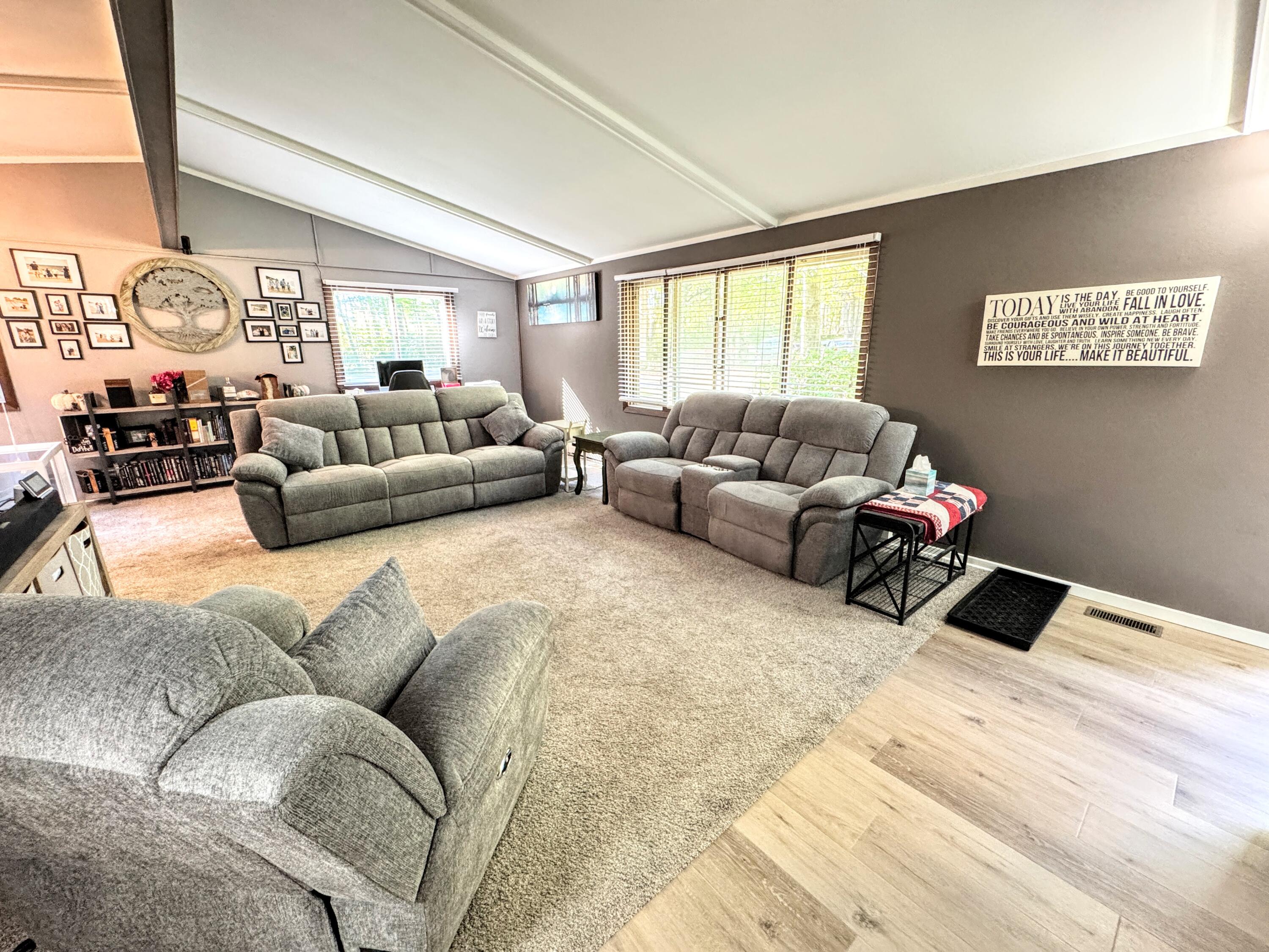 12165 Chinook Drive