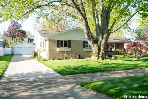 314 W 30th Street, Holland, MI 49423 - MLS#: 25020709
