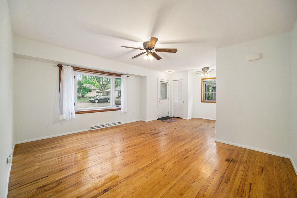 Photo of 260 Mark Hannah Court, Saline, MI 48176 (MLS # 25051477)