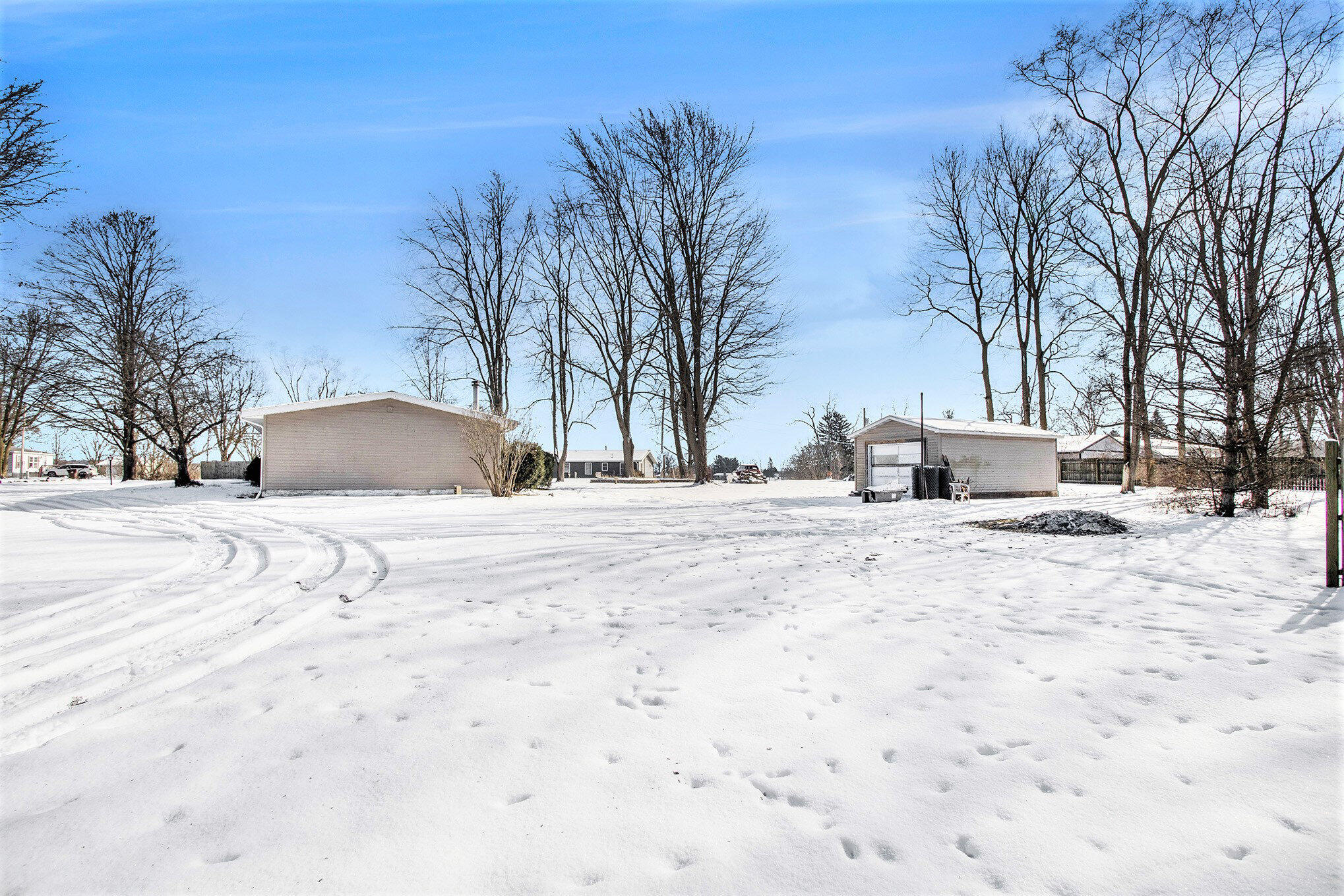 Union City, Michigan 49094, United States, 4 Bedrooms Bedrooms, ,2 BathroomsBathrooms,Residential,Pending,13647