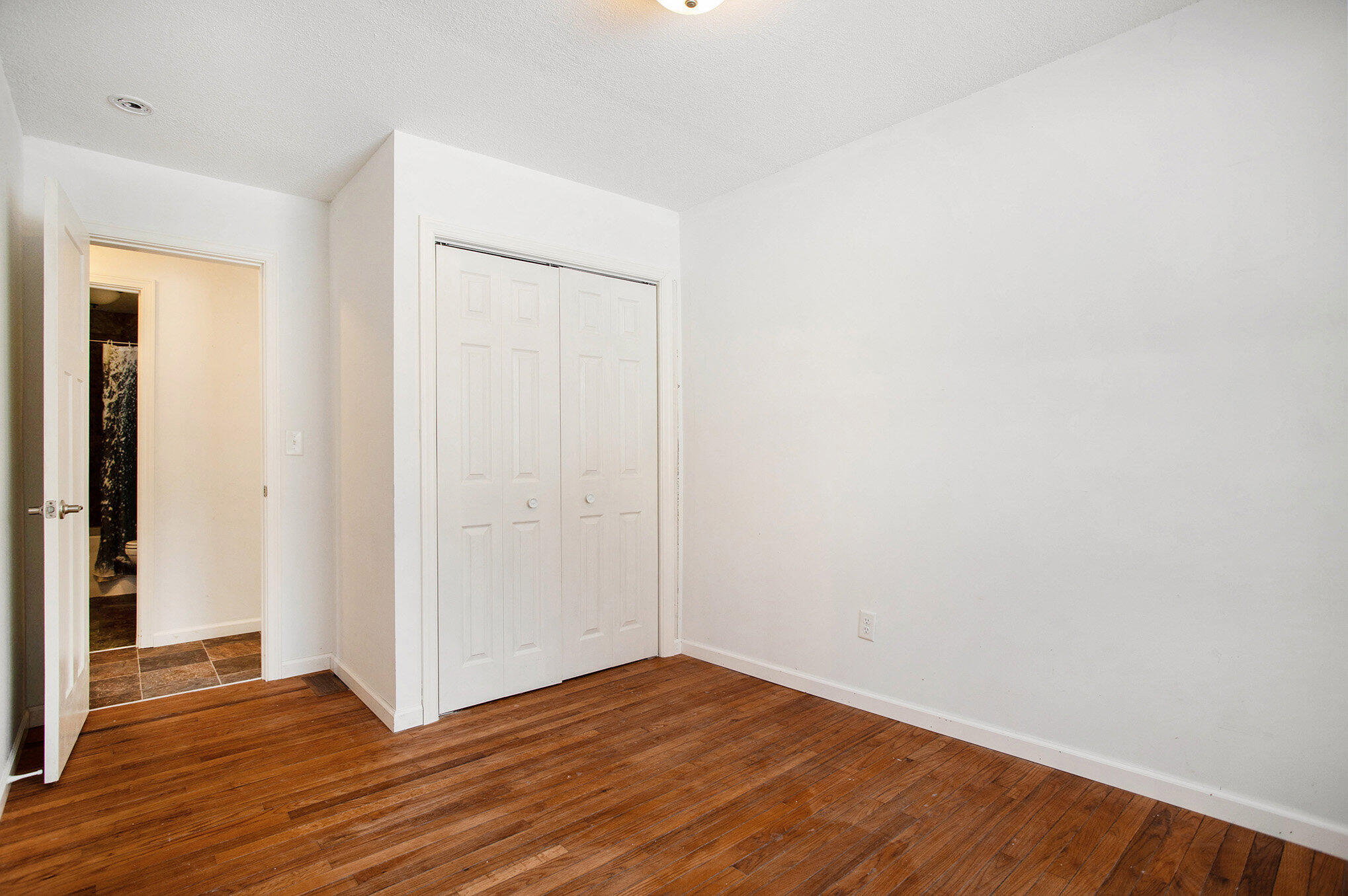 Union City, Michigan 49094, United States, 4 Bedrooms Bedrooms, ,2 BathroomsBathrooms,Residential,Pending,13647