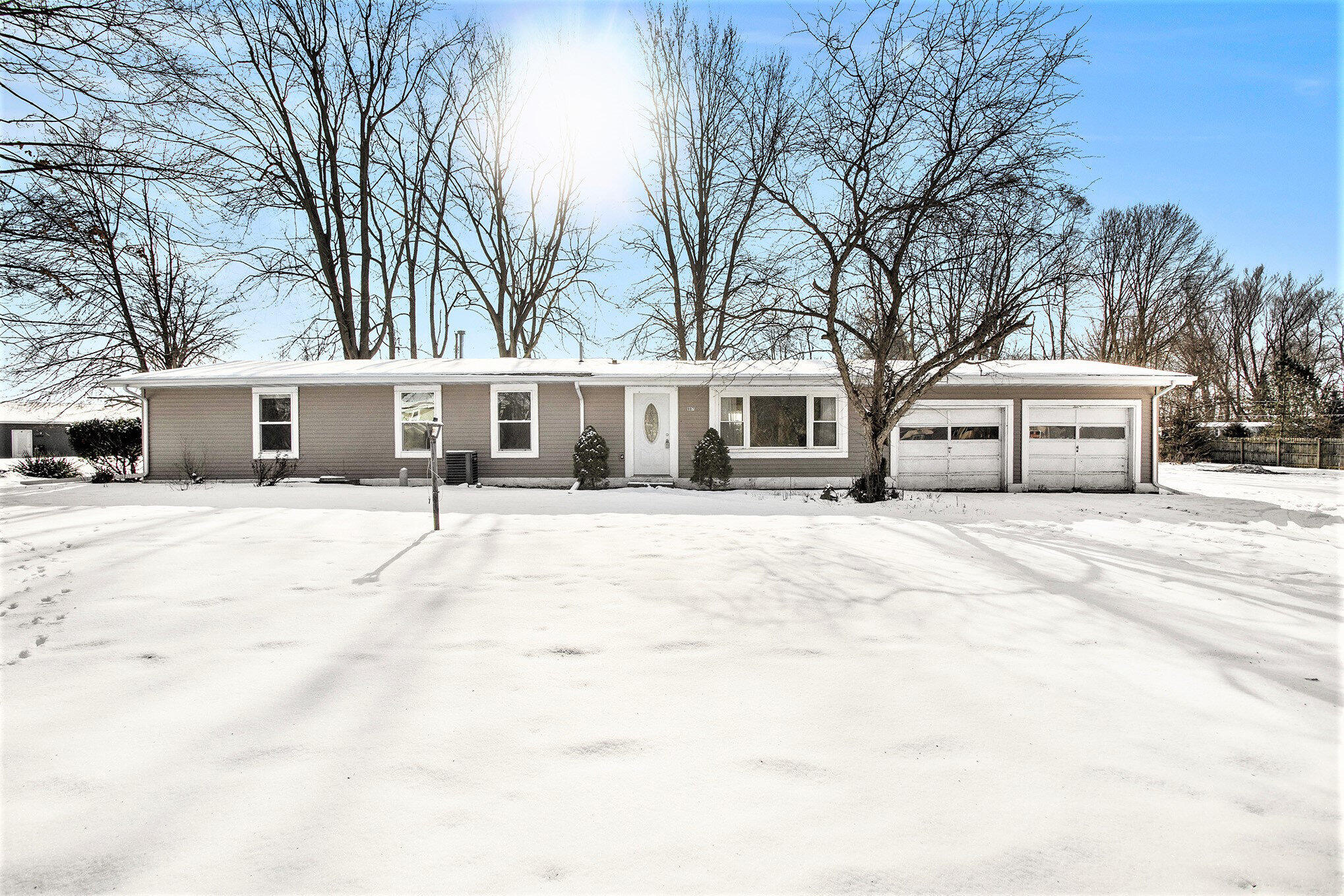 Union City, Michigan 49094, United States, 4 Bedrooms Bedrooms, ,2 BathroomsBathrooms,Residential,Pending,13647