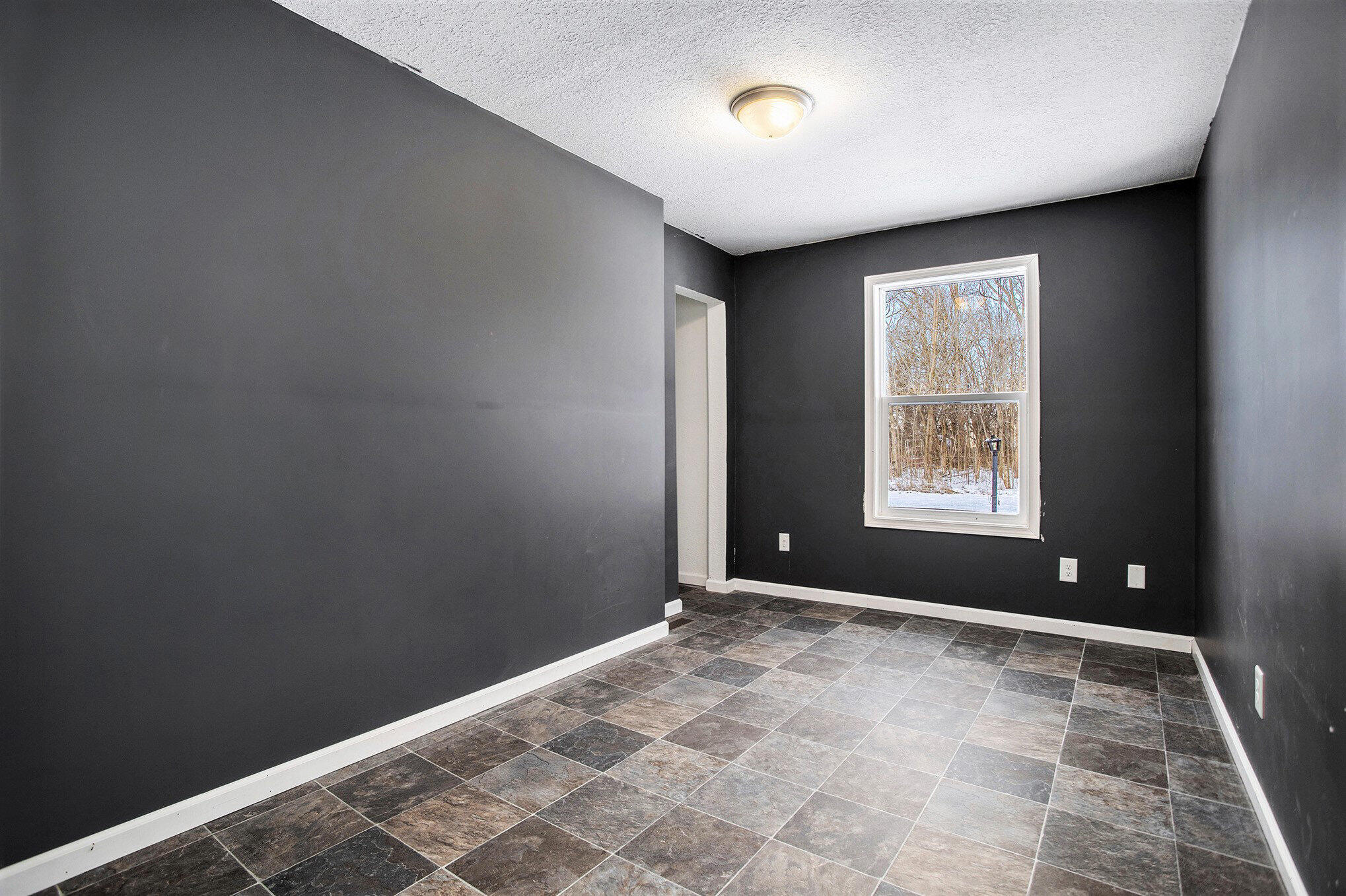 Union City, Michigan 49094, United States, 4 Bedrooms Bedrooms, ,2 BathroomsBathrooms,Residential,Pending,13647