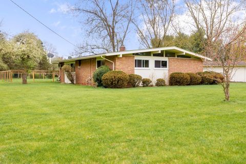 5009 John Holmes Road, Ann Arbor, MI 48103 - MLS#: 25018196