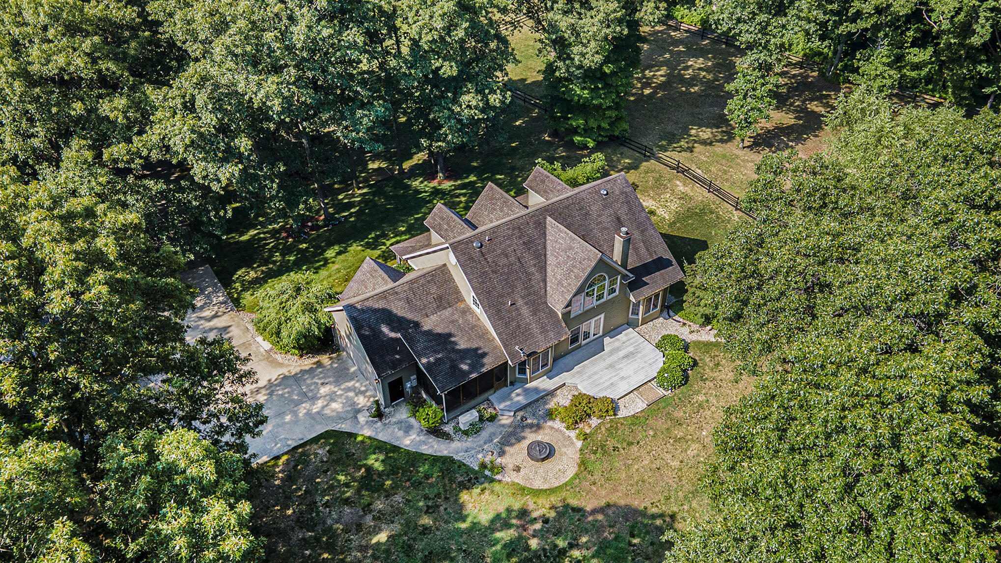 Mattawan, Michigan 49071, United States, 5 Bedrooms Bedrooms, ,4 BathroomsBathrooms,Residential,Active,173547