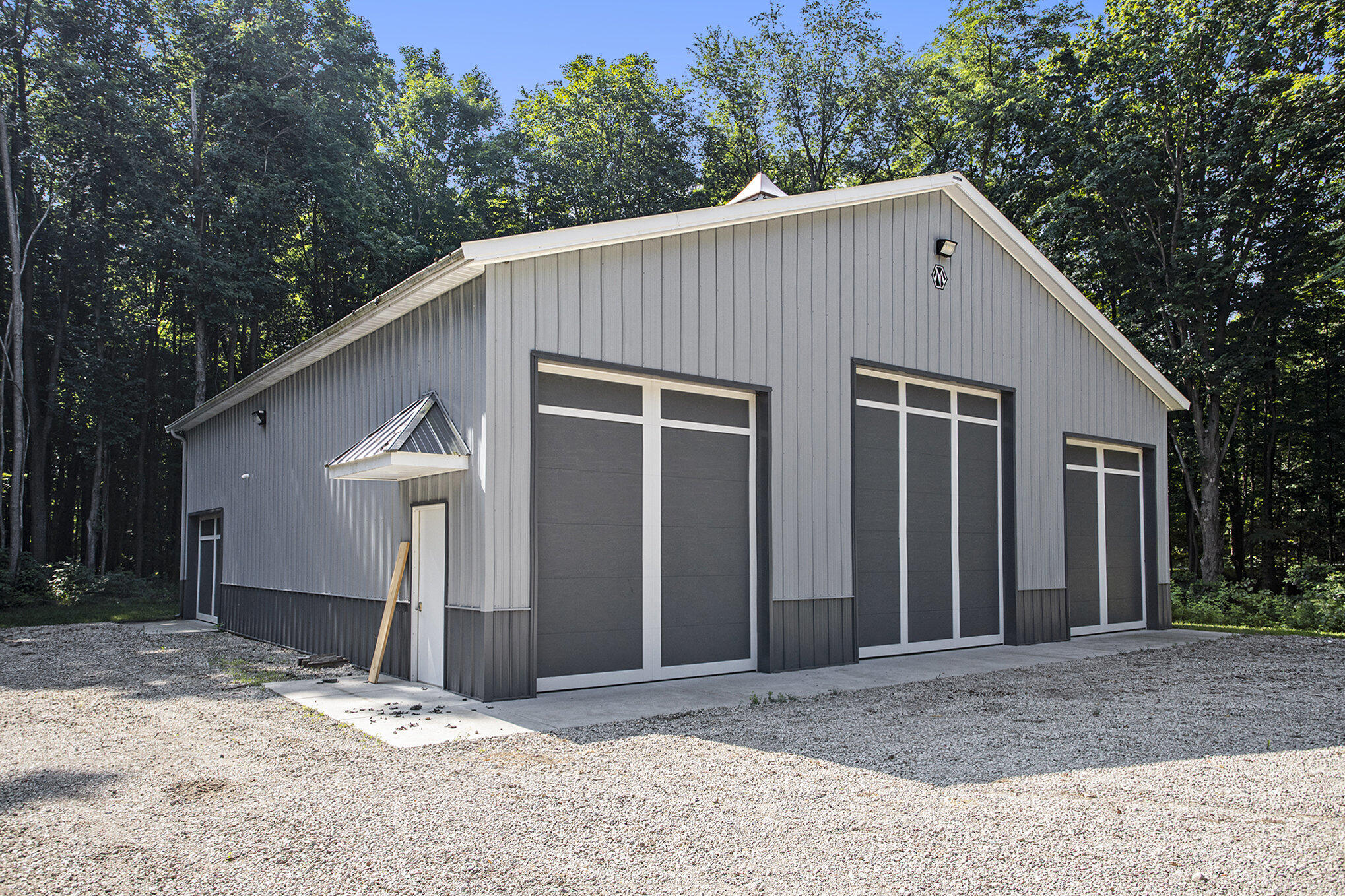 Mattawan, Michigan 49071, United States, 5 Bedrooms Bedrooms, ,4 BathroomsBathrooms,Residential,Active,173547