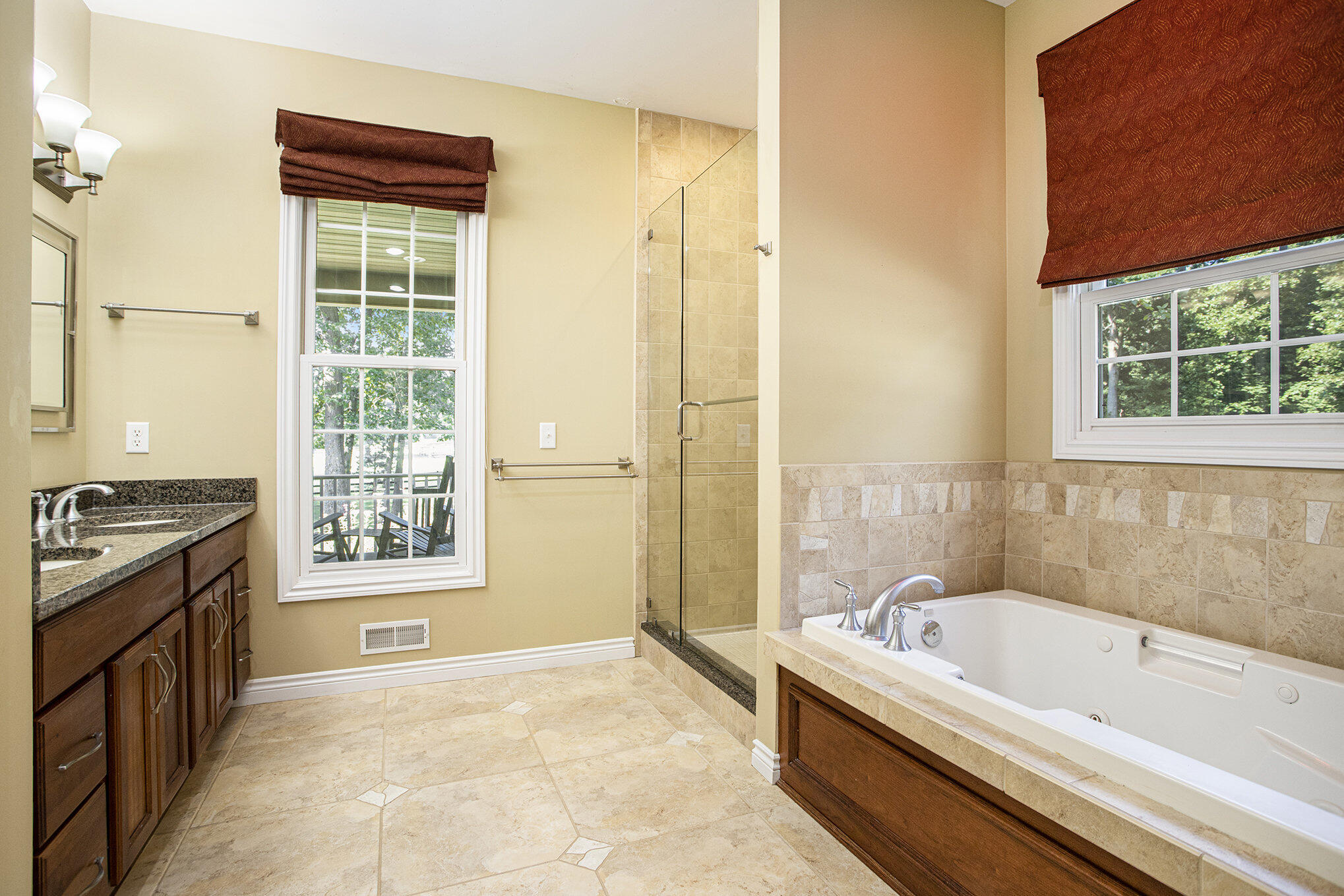 Mattawan, Michigan 49071, United States, 5 Bedrooms Bedrooms, ,4 BathroomsBathrooms,Residential,Active,173547