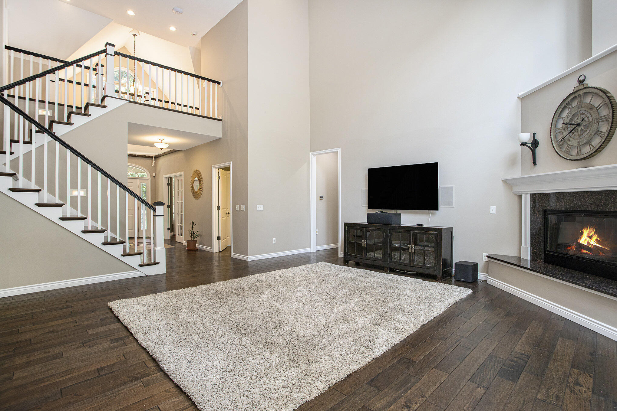 Mattawan, Michigan 49071, United States, 5 Bedrooms Bedrooms, ,4 BathroomsBathrooms,Residential,Active,173547