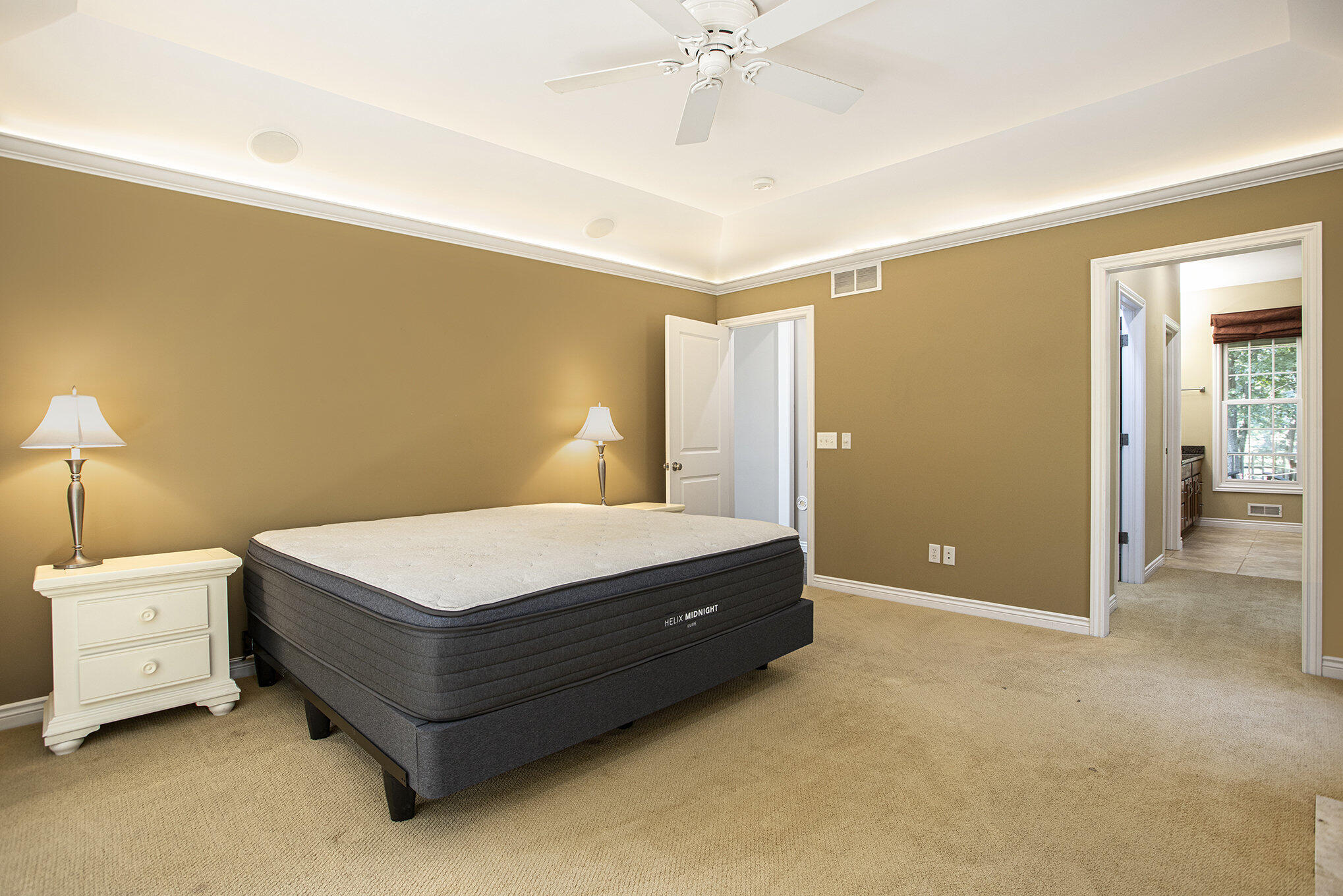 Mattawan, Michigan 49071, United States, 5 Bedrooms Bedrooms, ,4 BathroomsBathrooms,Residential,Active,173547