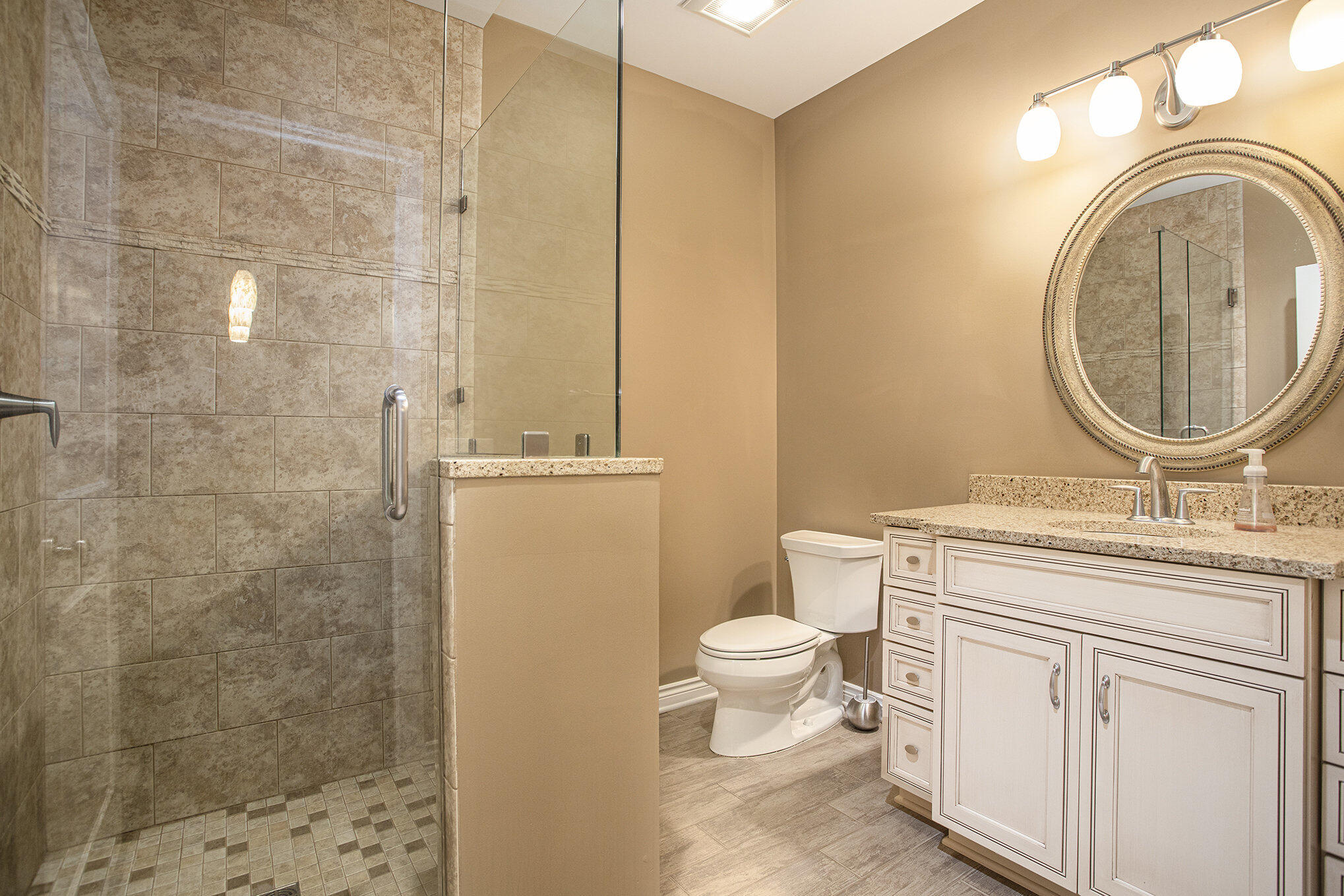 Mattawan, Michigan 49071, United States, 5 Bedrooms Bedrooms, ,4 BathroomsBathrooms,Residential,Active,173547