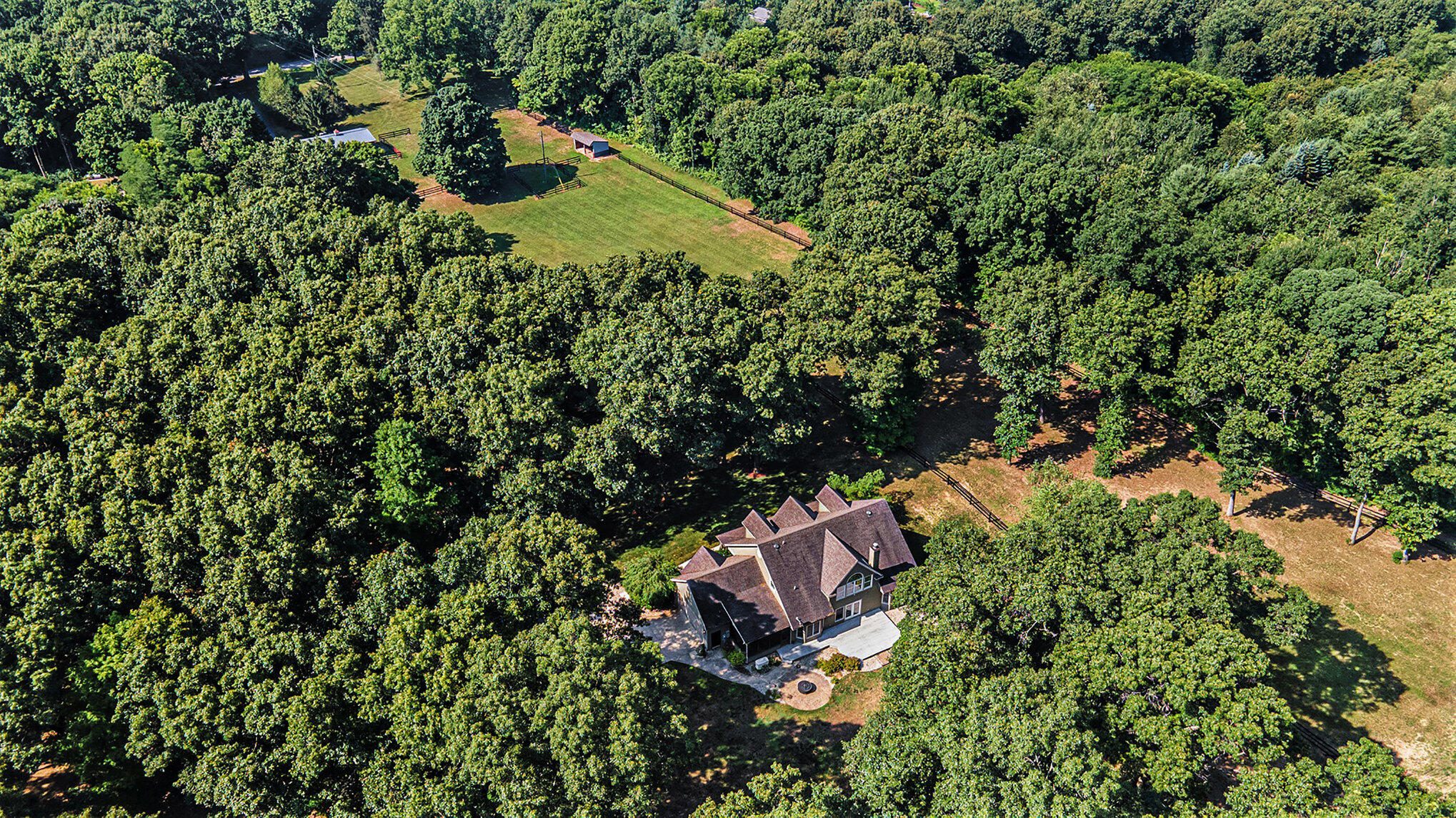 Mattawan, Michigan 49071, United States, 5 Bedrooms Bedrooms, ,4 BathroomsBathrooms,Residential,Active,173547