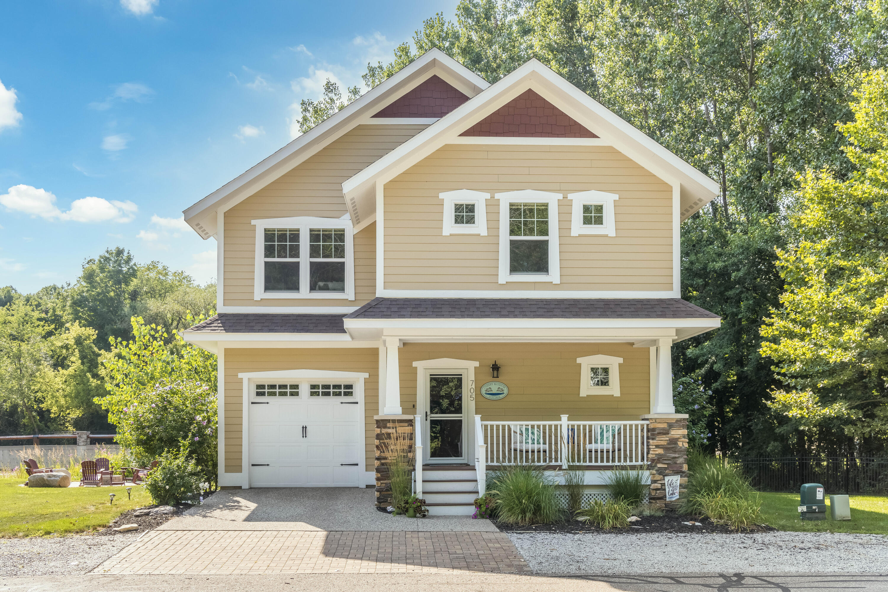 705 Meadow Drive