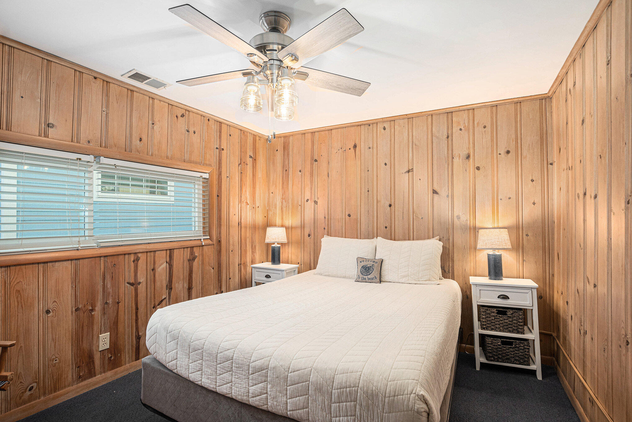 South Haven, Michigan 49090, United States, 4 Bedrooms Bedrooms, ,3 BathroomsBathrooms,Residential,Active,209081