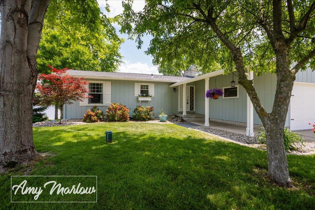 Photo of 8360 Bay Drive NE, Rockford, MI 49341 (MLS # 25044285)