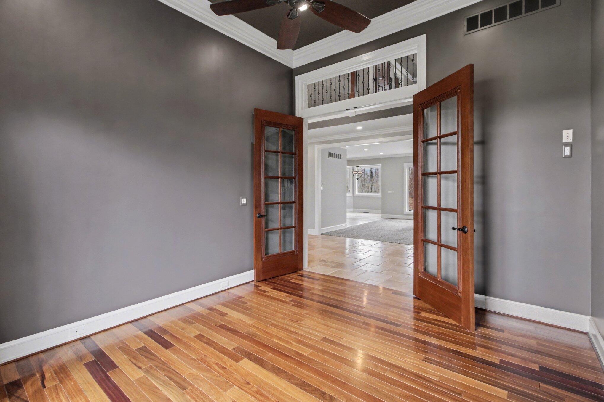 Northville, Michigan, 48167, United States, 4 Bedrooms Bedrooms, ,5 BathroomsBathrooms,Residential,Contingent,2041571