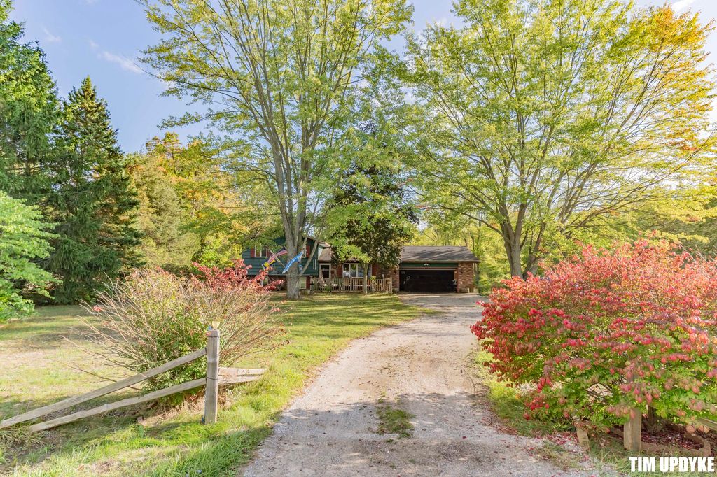 Photo of 1763 E Pontaluna Road, Spring Lake, MI 49456 (MLS # 25049716)