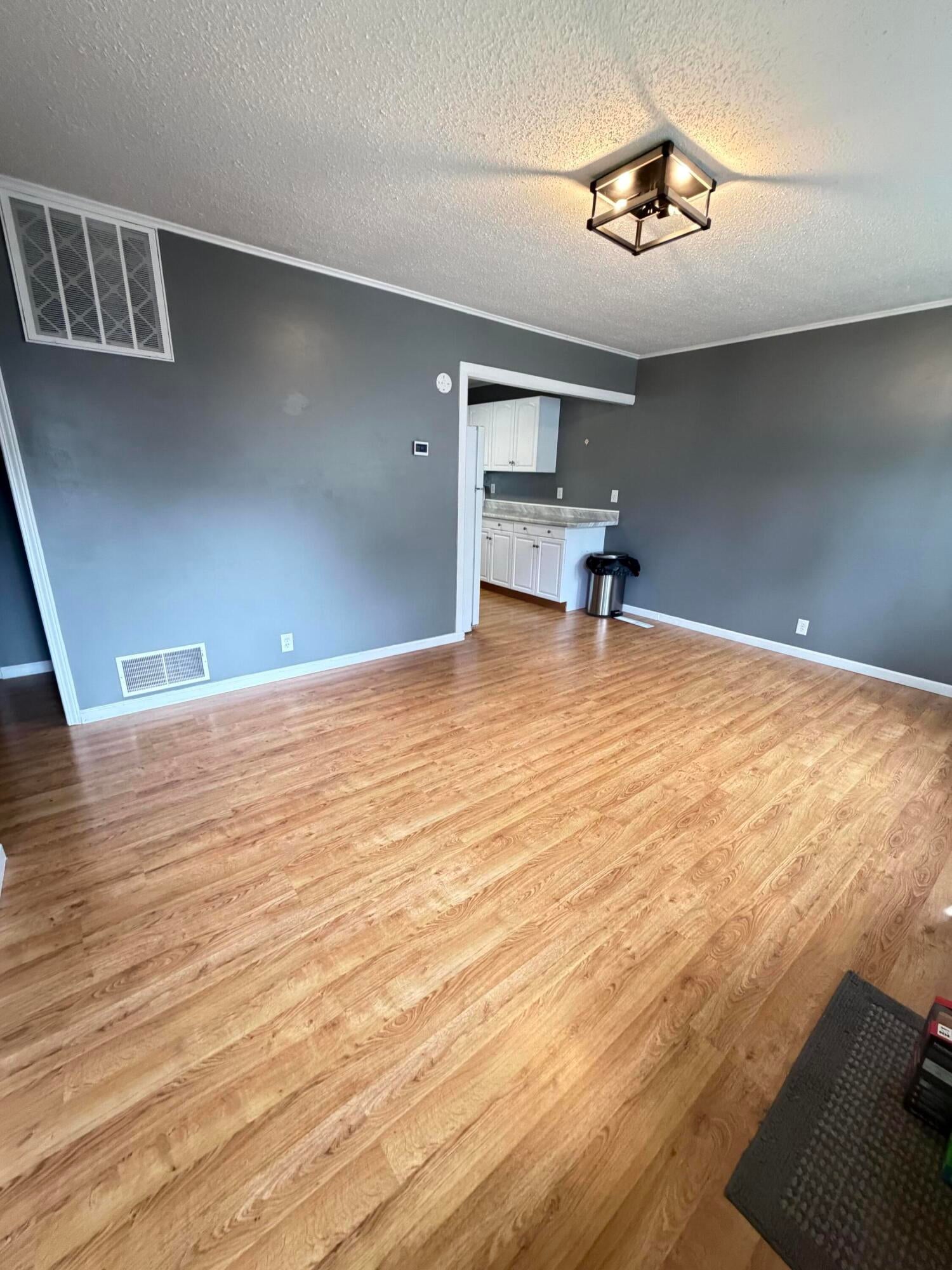 204 E Electric Court