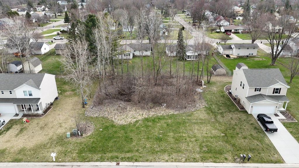 Photo of 4470 Daniel Drive, Grand Blanc, MI 48439 (MLS # 26005026)