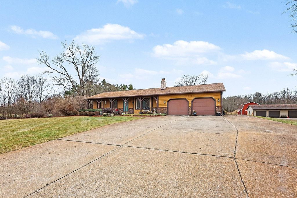 Photo of 16220 Ferris Street, Grand Haven, MI 49417 (MLS # 26001462)