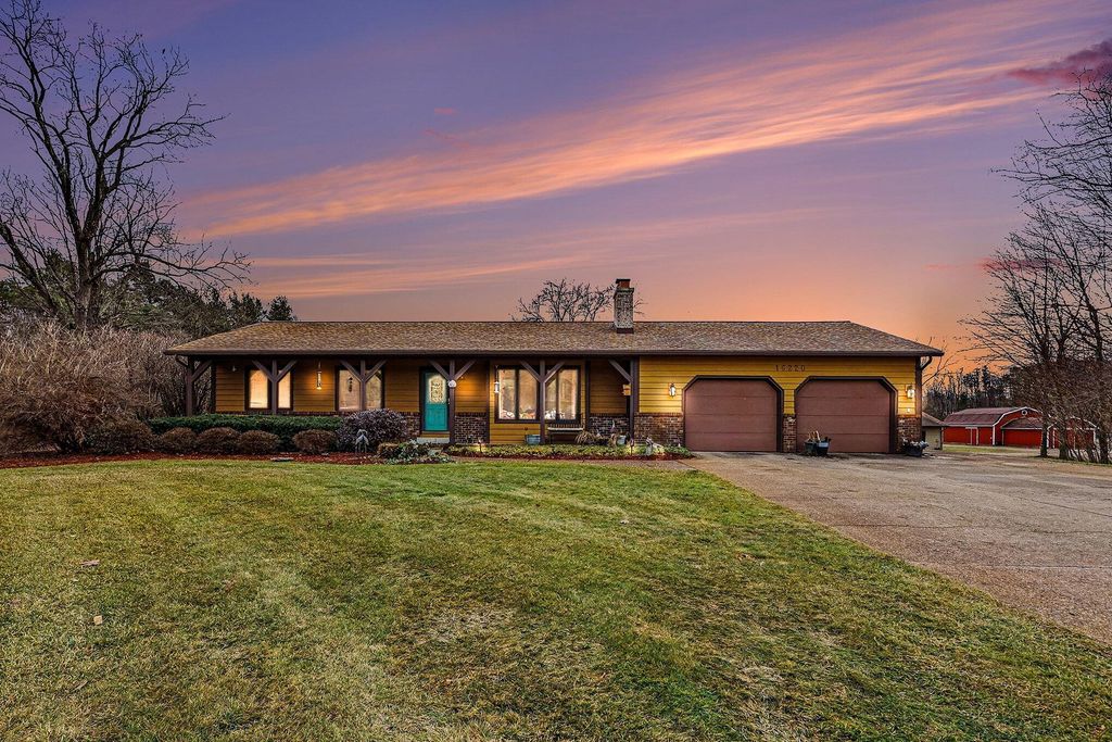 Photo of 16220 Ferris Street, Grand Haven, MI 49417 (MLS # 26001462)