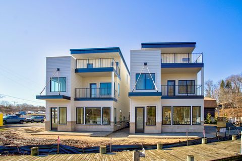 1 N Bailey Avenue #1, South Haven, MI 49090 - MLS#: 25009499