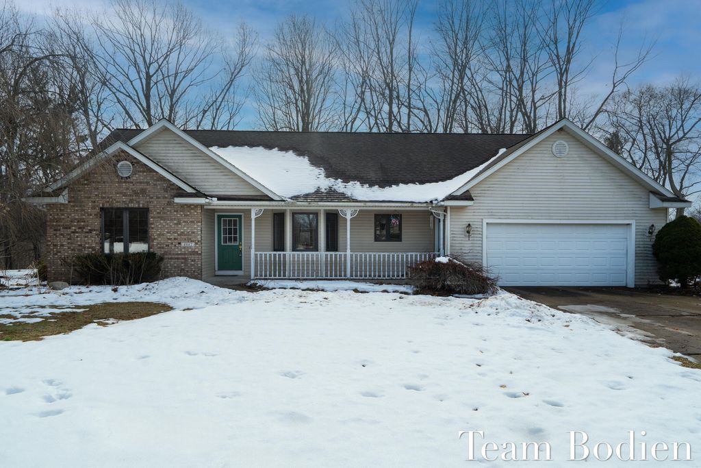 Photo of 4842 Green Ridge Trail, Hamilton, MI 49419 (MLS # 26005937)