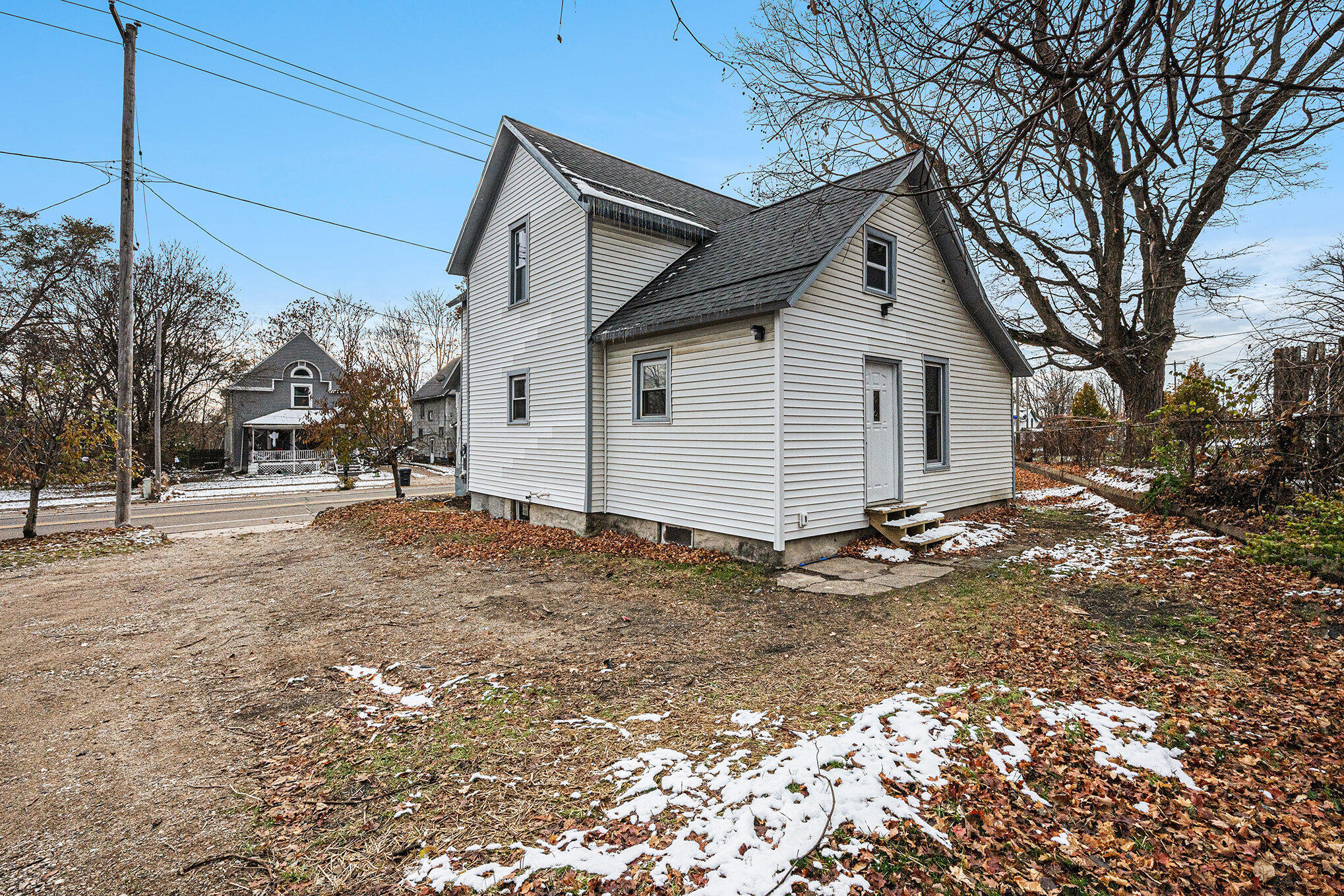 Kalamazoo, Michigan 49048, United States, 3 Bedrooms Bedrooms, ,2 BathroomsBathrooms,Residential,Active,243222