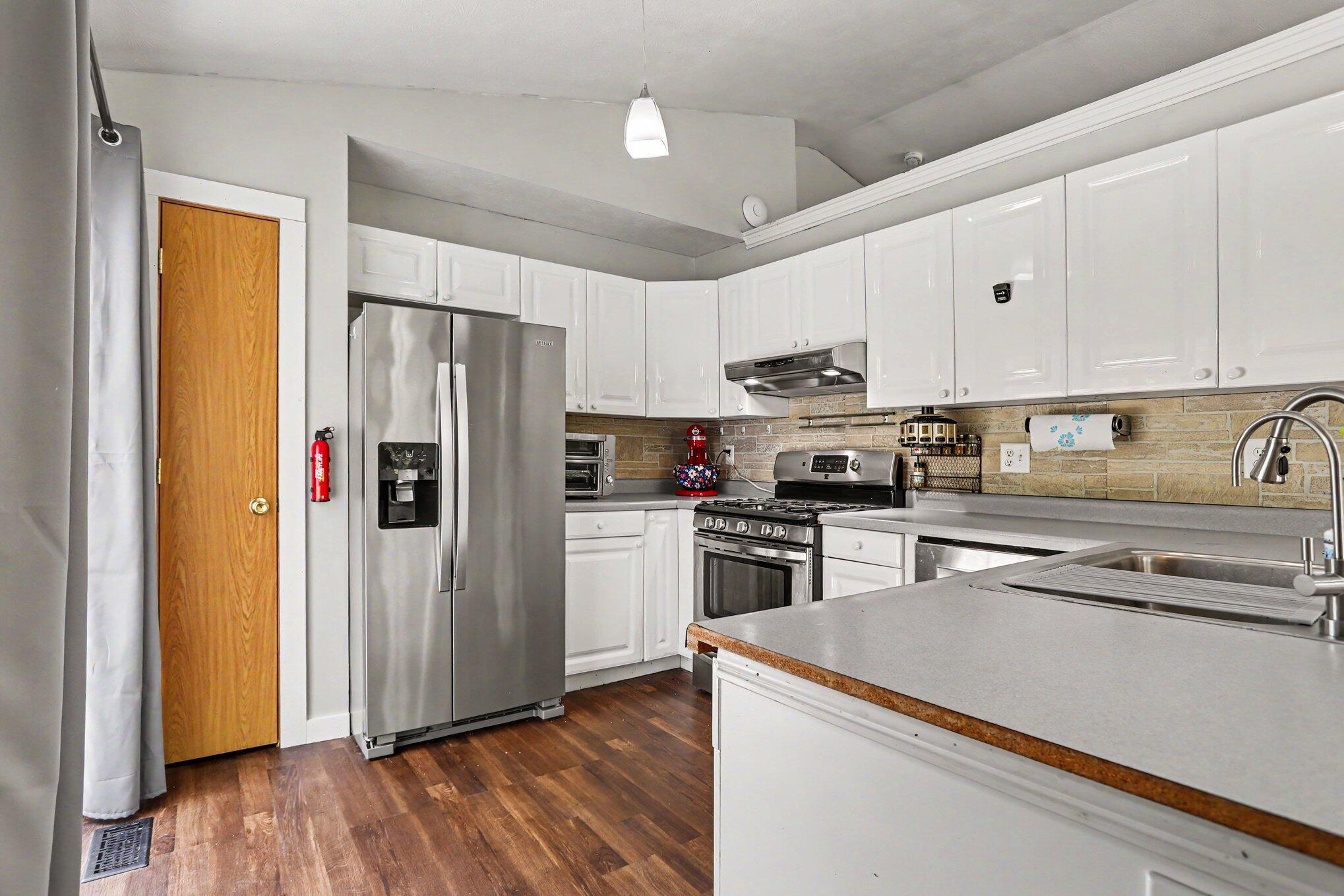 8836 Almena Drive