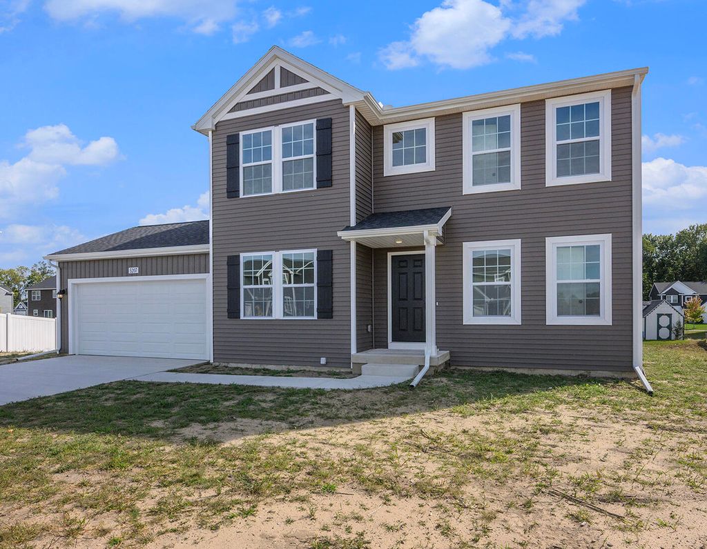 Photo of 13736 Oasis Avenue, Holland, MI 49424 (MLS # 26002366)