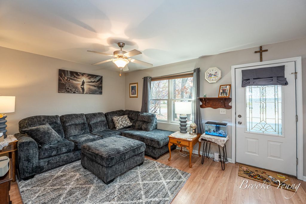 Photo of 15149 David Avenue, Grand Haven, MI 49417 (MLS # 25058603)