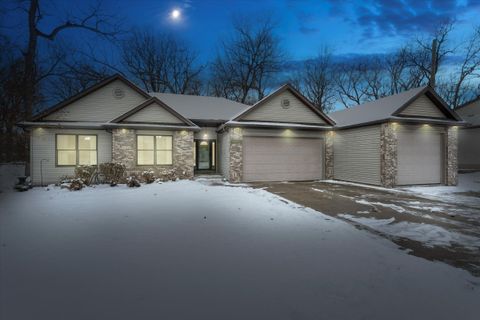 Photo of 68640 Christiana Lake Road, Edwardsburg, MI 49112 (MLS # 26002437)