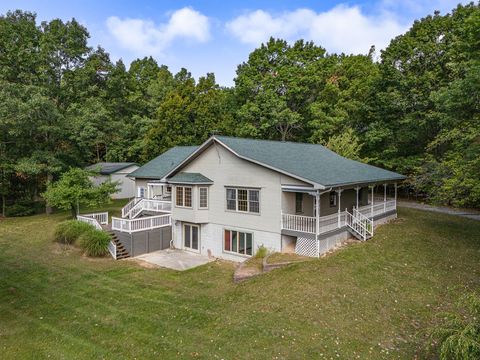 Photo of 2233 N Sherman Road, Ludington, MI 49431 (MLS # 25049184)