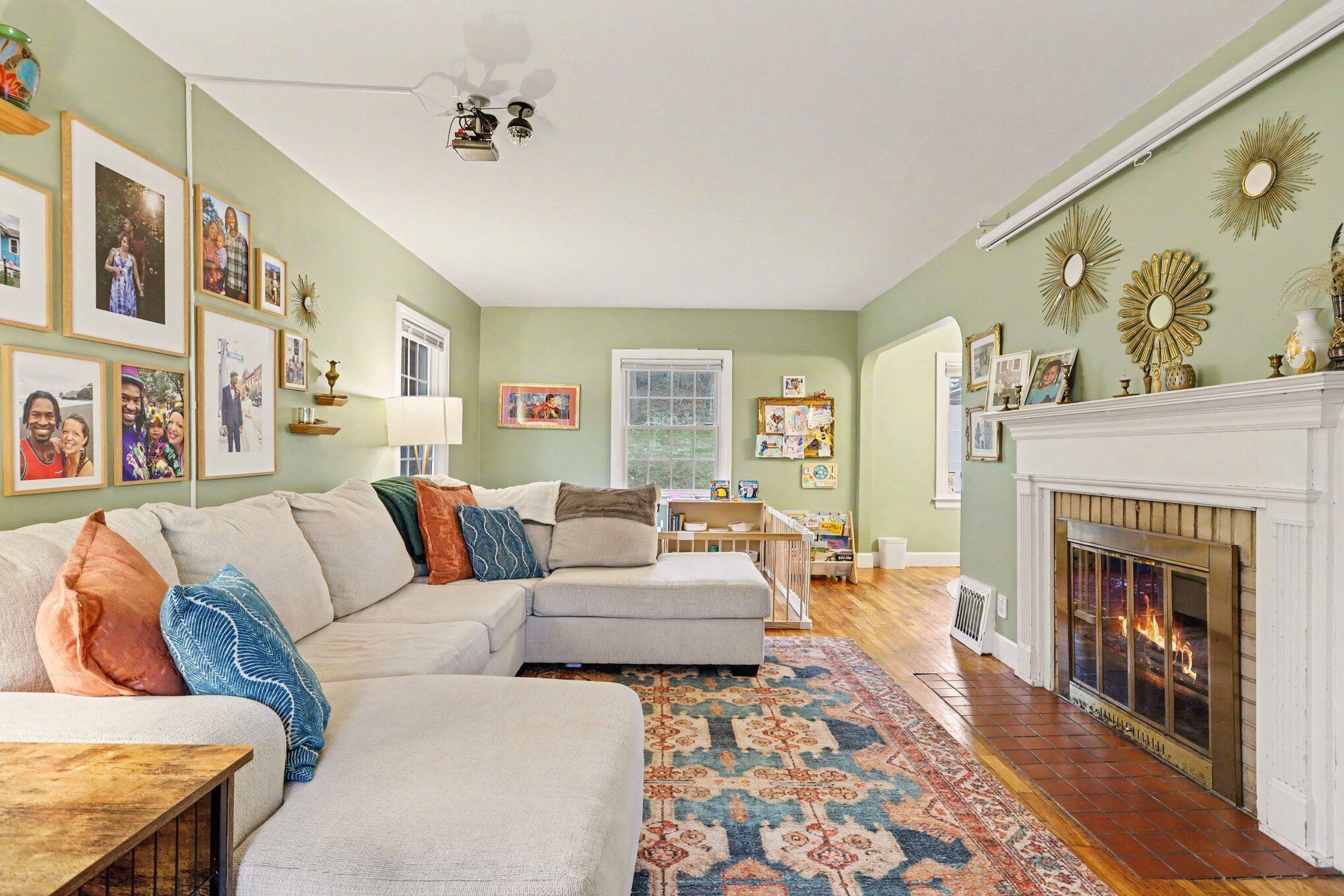 1902 Greenlawn Avenue