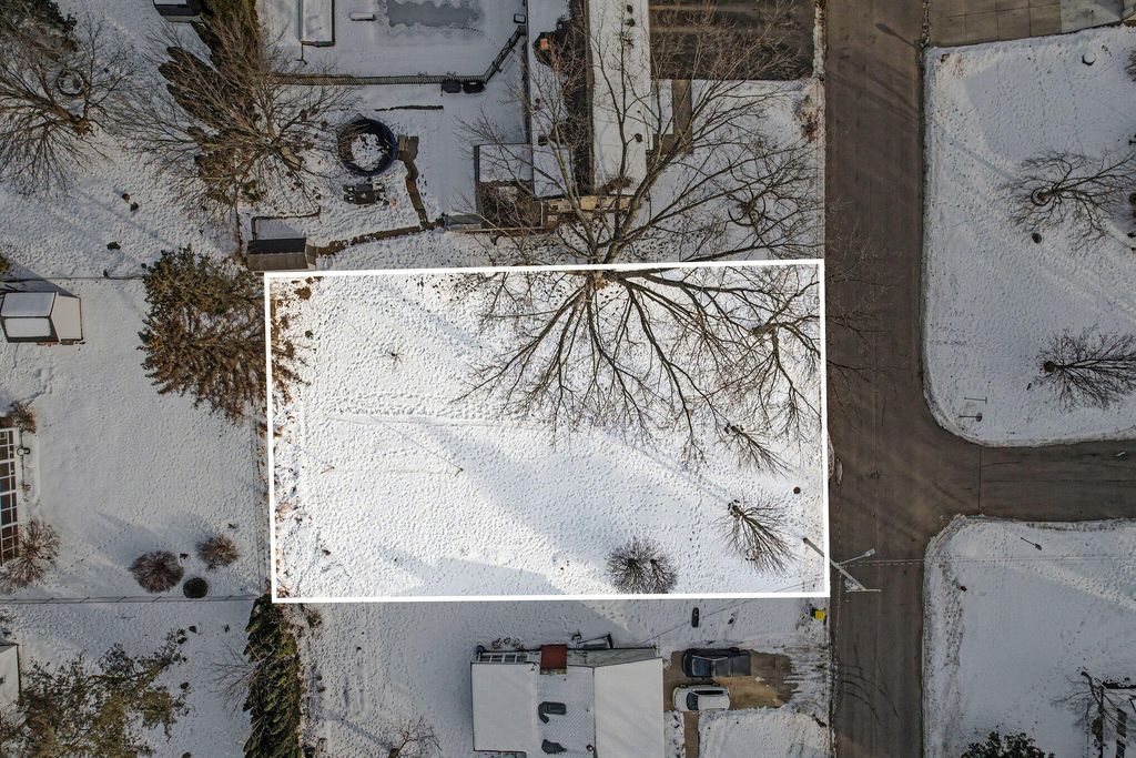 Photo of 555 East Drive, Marshall, MI 49068 (MLS # 26005269)