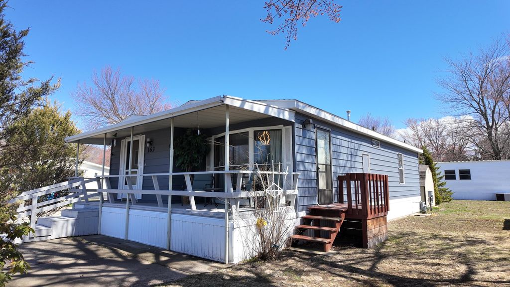 Photo of 1700 Robbins Road #163, Grand Haven, MI 49417 (MLS # 26014396)