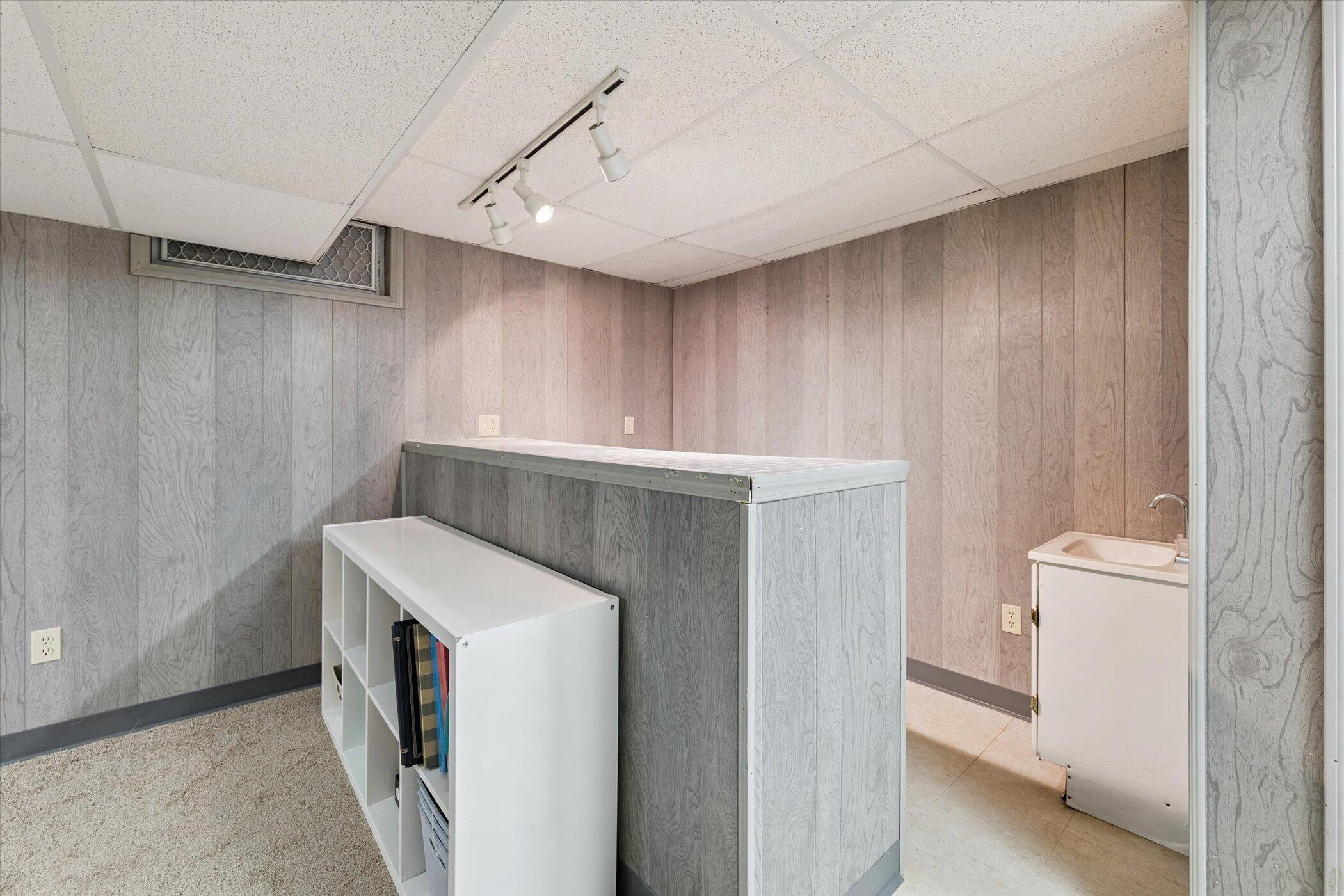 Ypsilanti, Michigan 48197, United States, 3 Bedrooms Bedrooms, ,2 BathroomsBathrooms,Residential,Pending,216157