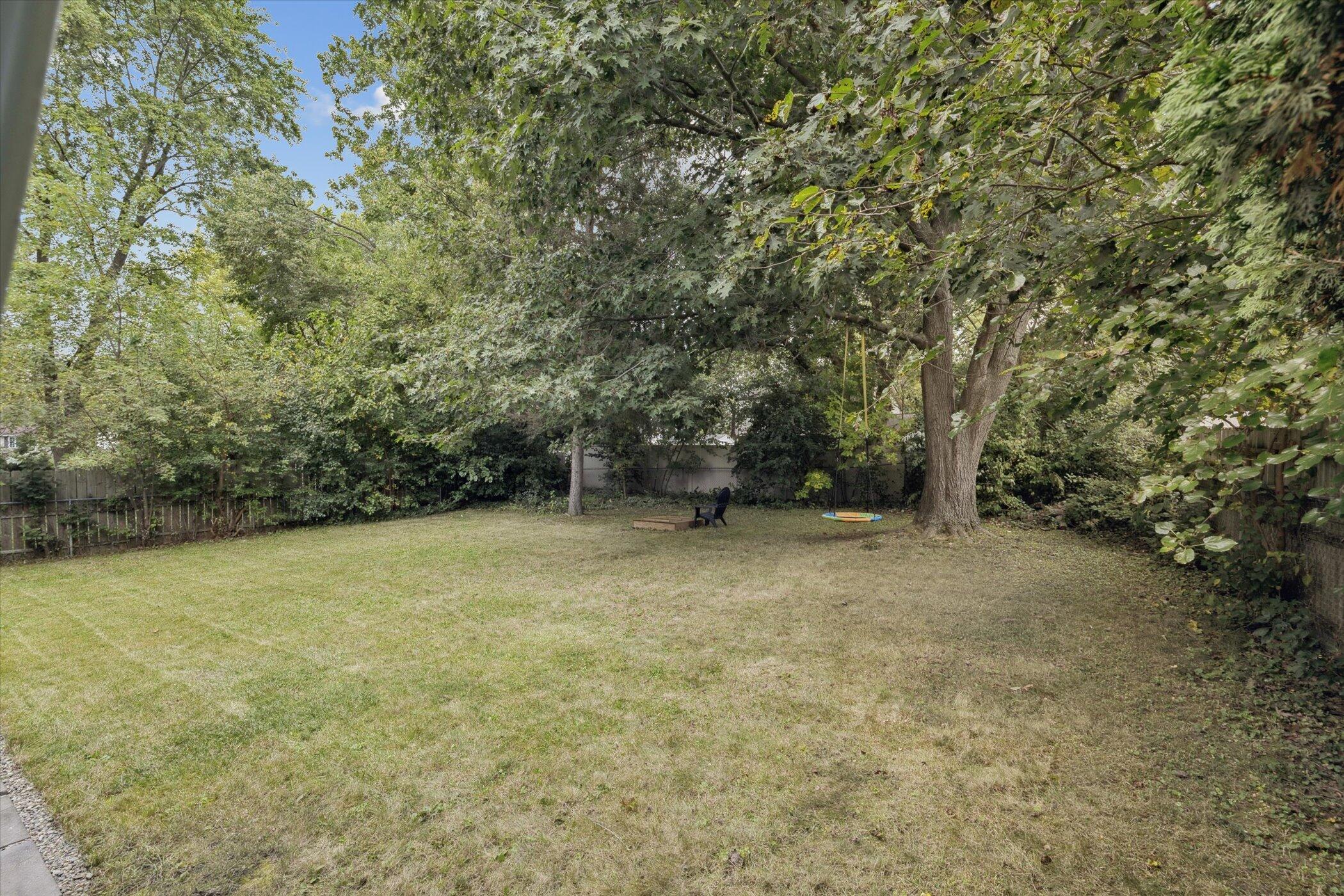 Ypsilanti, Michigan 48197, United States, 3 Bedrooms Bedrooms, ,2 BathroomsBathrooms,Residential,Pending,216157