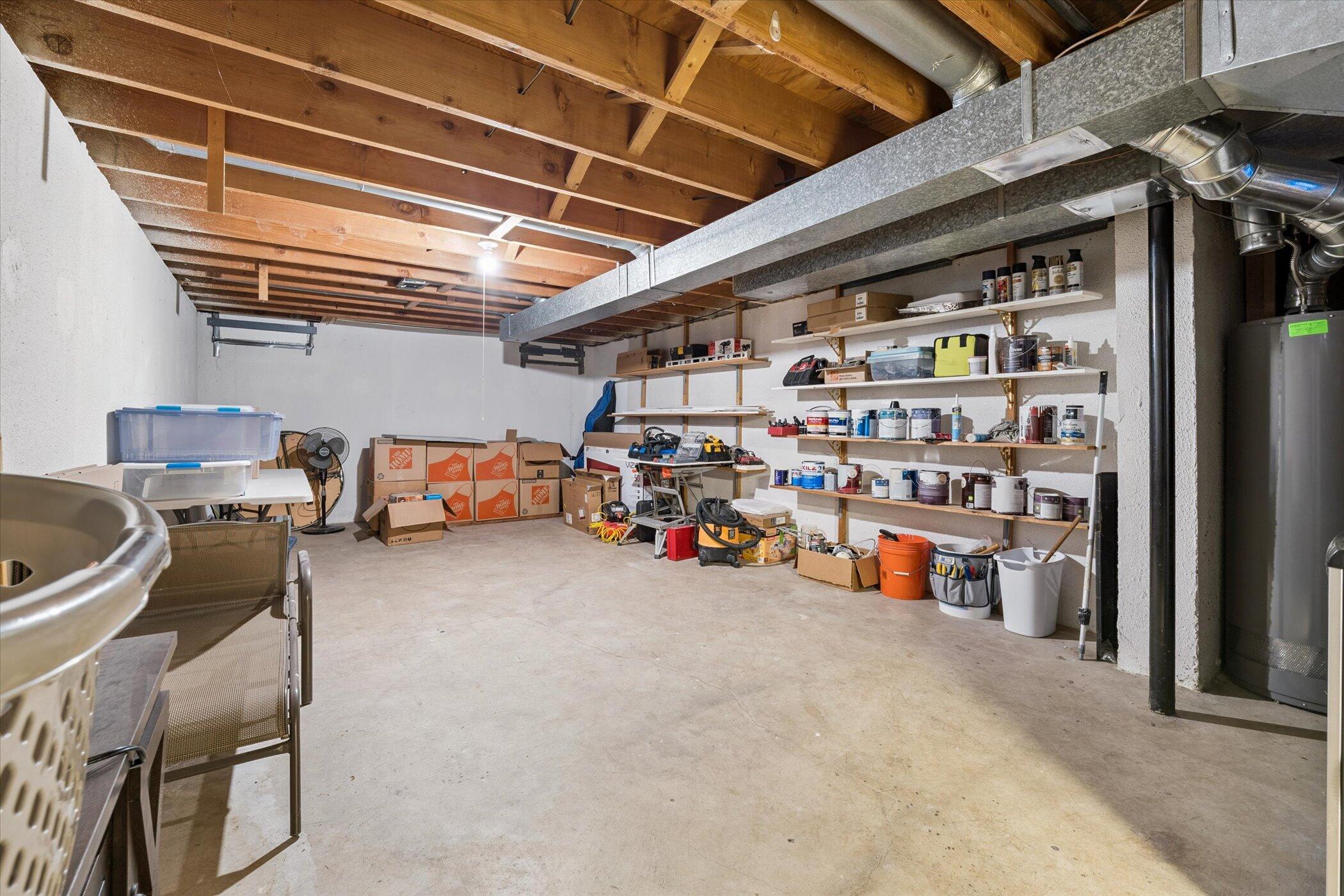 Ypsilanti, Michigan 48197, United States, 3 Bedrooms Bedrooms, ,2 BathroomsBathrooms,Residential,Pending,216157