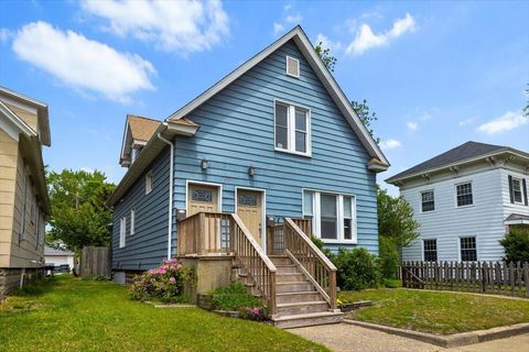 Photo of 535 Archer Avenue #Upper Apt. 2, St. Joseph, MI 49085 (MLS # 26005464)