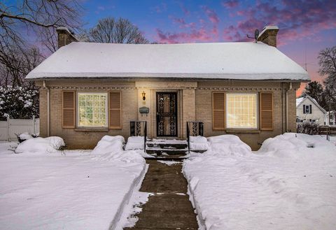 Photo of 16 N Center Street, Bangor, MI 49013 (MLS # 25061477)