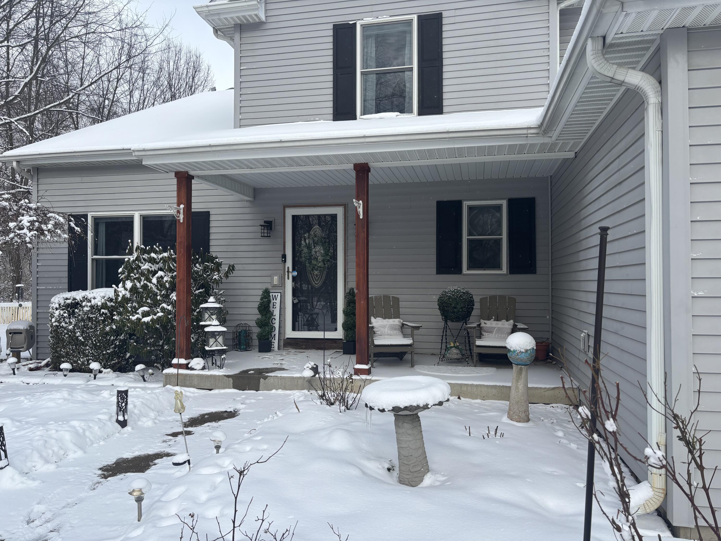 Niles, Michigan 49120, United States, 4 Bedrooms Bedrooms, ,3 BathroomsBathrooms,Residential,Pending,16428