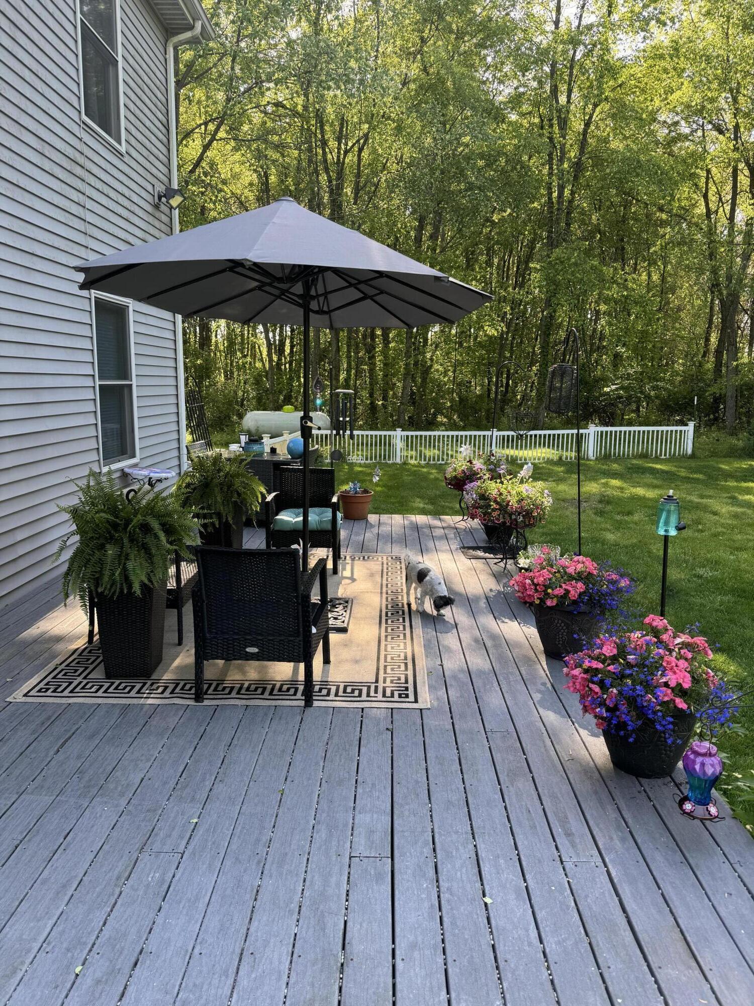 Niles, Michigan 49120, United States, 4 Bedrooms Bedrooms, ,3 BathroomsBathrooms,Residential,Pending,16428