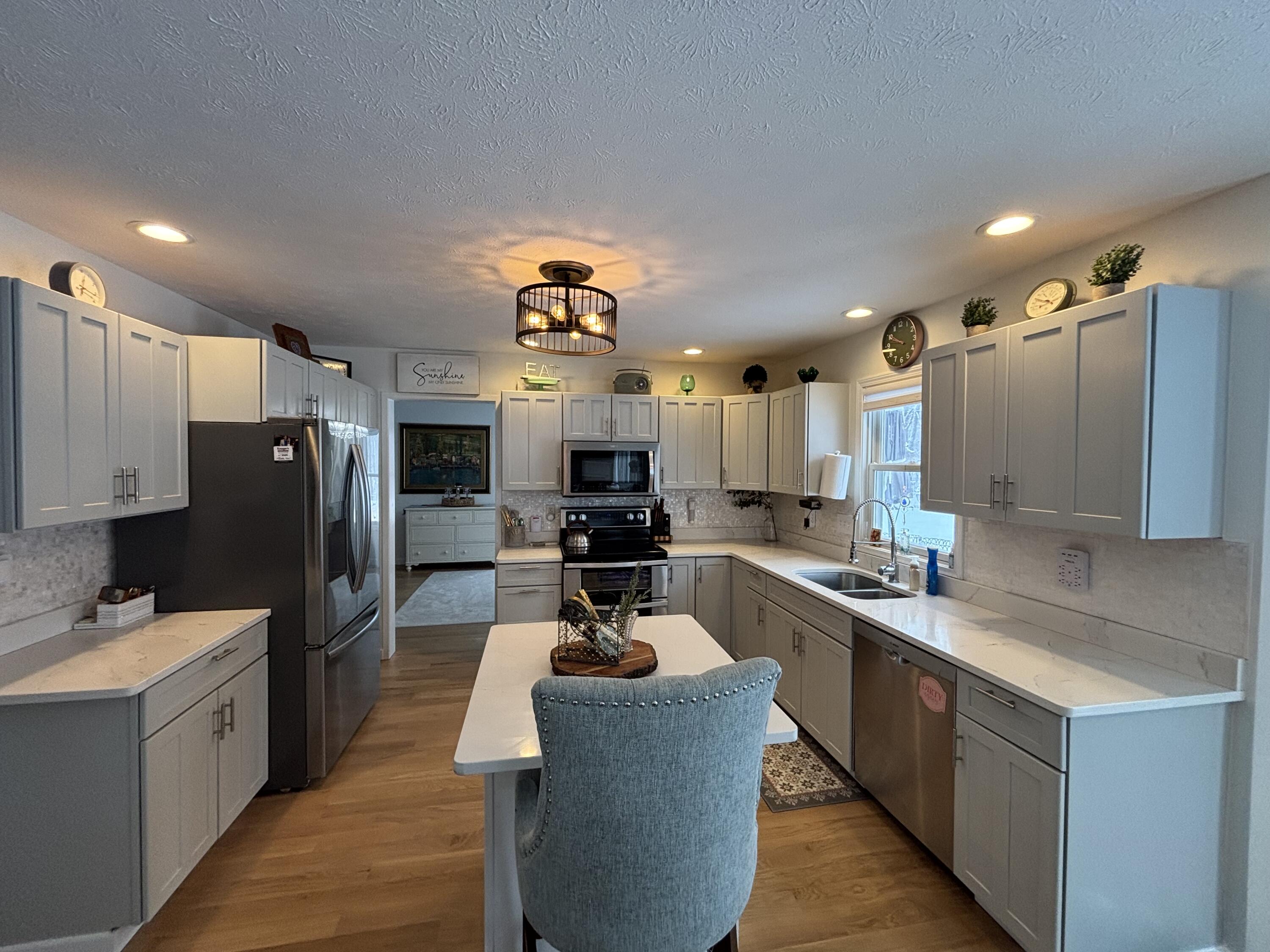 Niles, Michigan 49120, United States, 4 Bedrooms Bedrooms, ,3 BathroomsBathrooms,Residential,Pending,16428