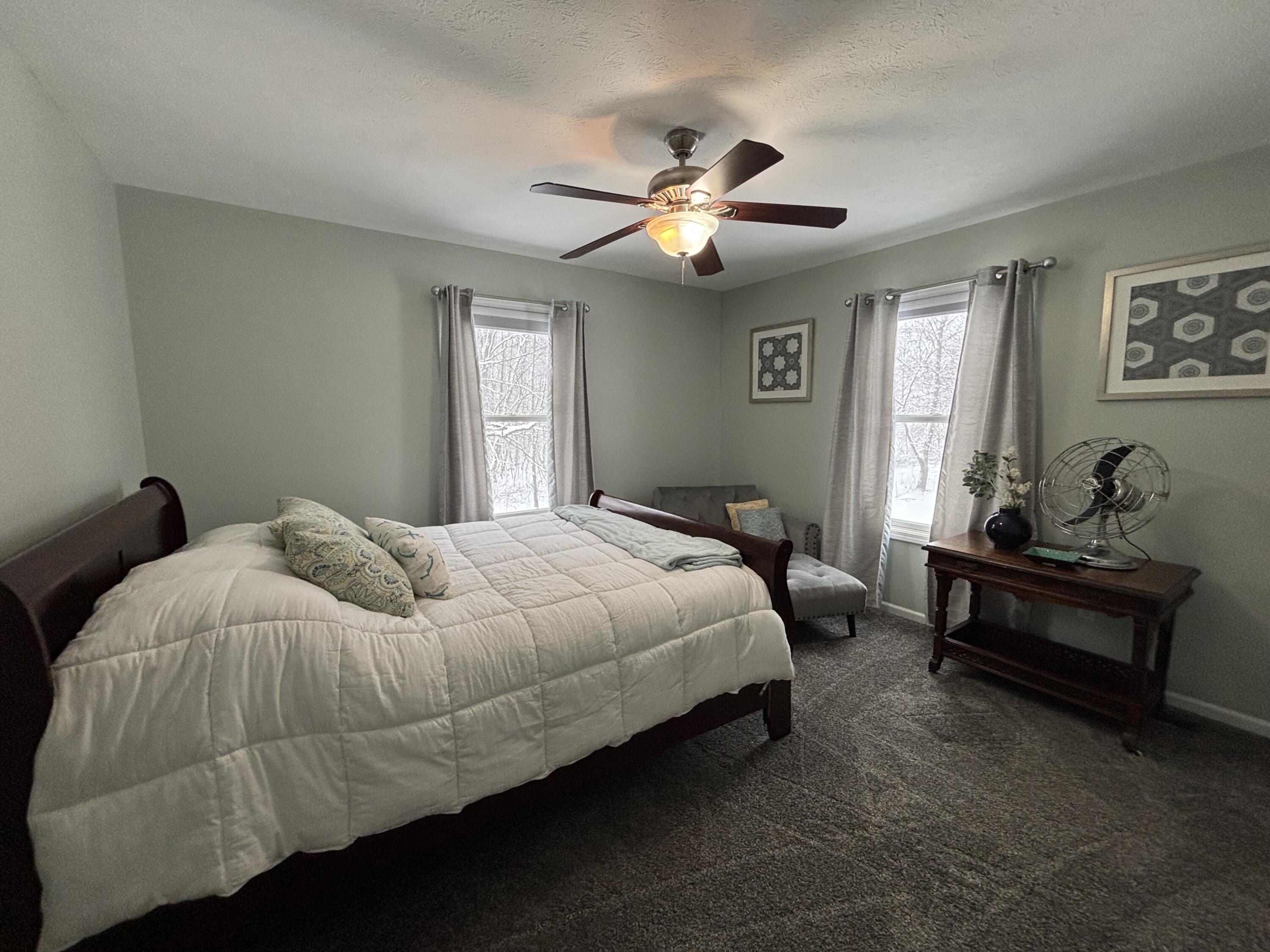 Niles, Michigan 49120, United States, 4 Bedrooms Bedrooms, ,3 BathroomsBathrooms,Residential,Pending,16428