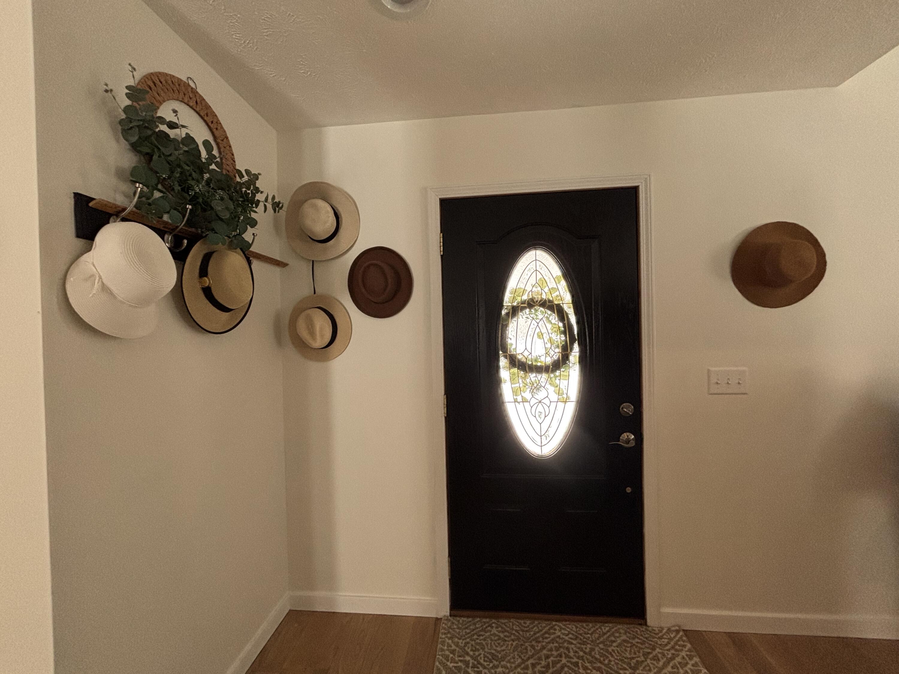 Niles, Michigan 49120, United States, 4 Bedrooms Bedrooms, ,3 BathroomsBathrooms,Residential,Pending,16428