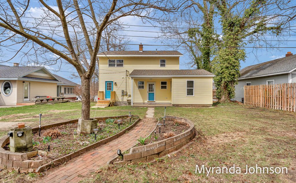 Photo of 14661 Mercury Drive, Grand Haven, MI 49417 (MLS # 26013457)