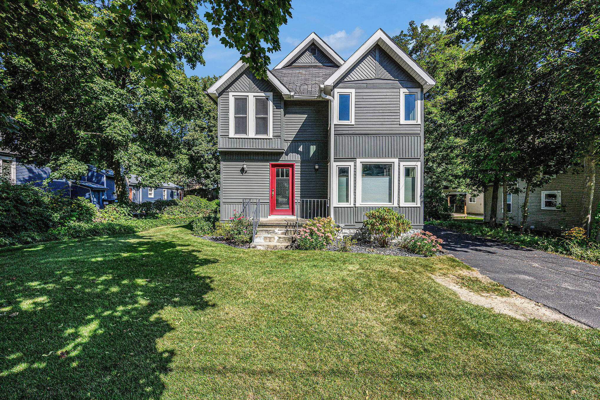 Kalamazoo, Michigan 49006, United States, 3 Bedrooms Bedrooms, ,2 BathroomsBathrooms,Residential,Pending,211187